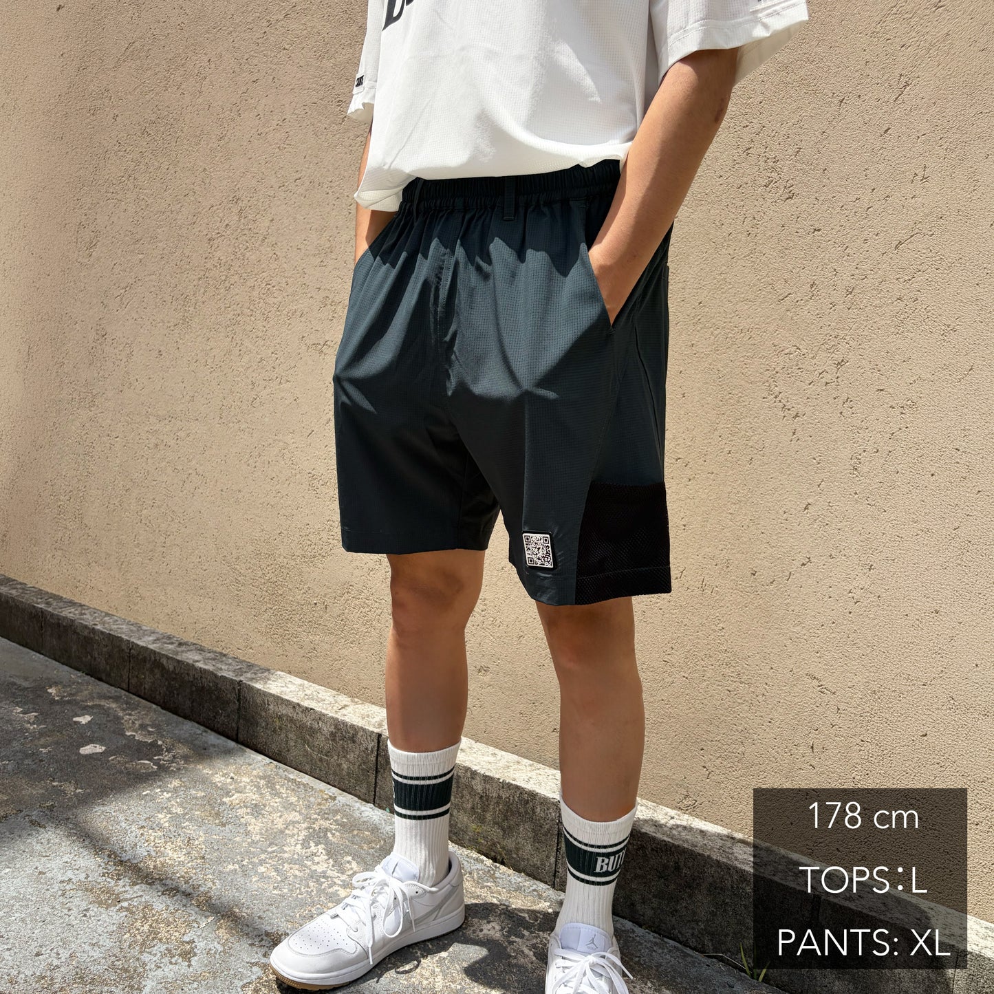 Hole In Fabric Side Mesh SRT