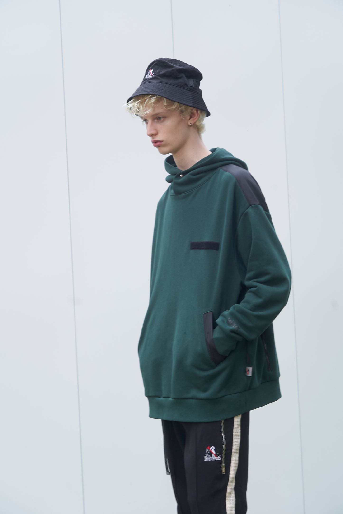 Switching Sweat Parka (224-PO4)