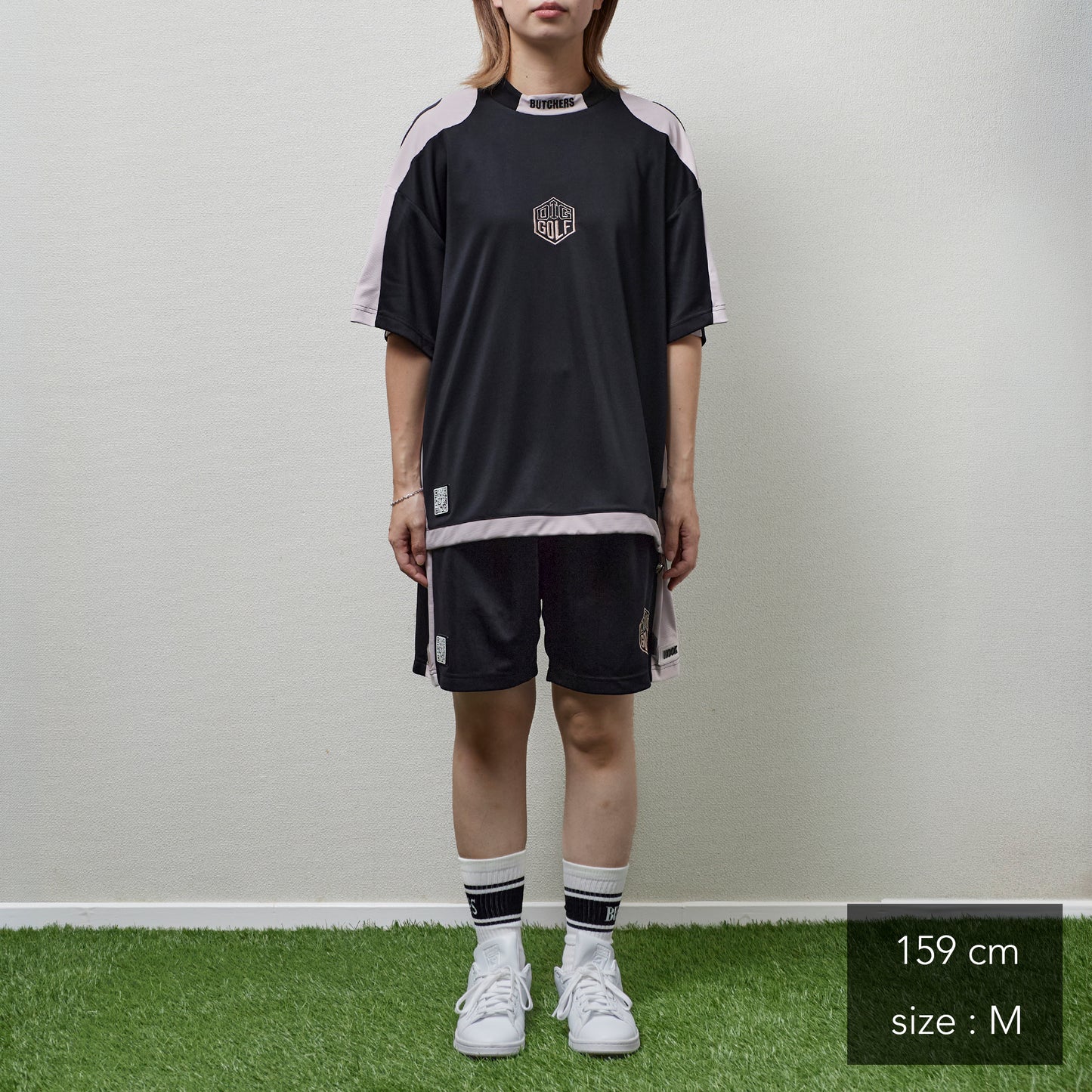 Spread Side Line Shorts