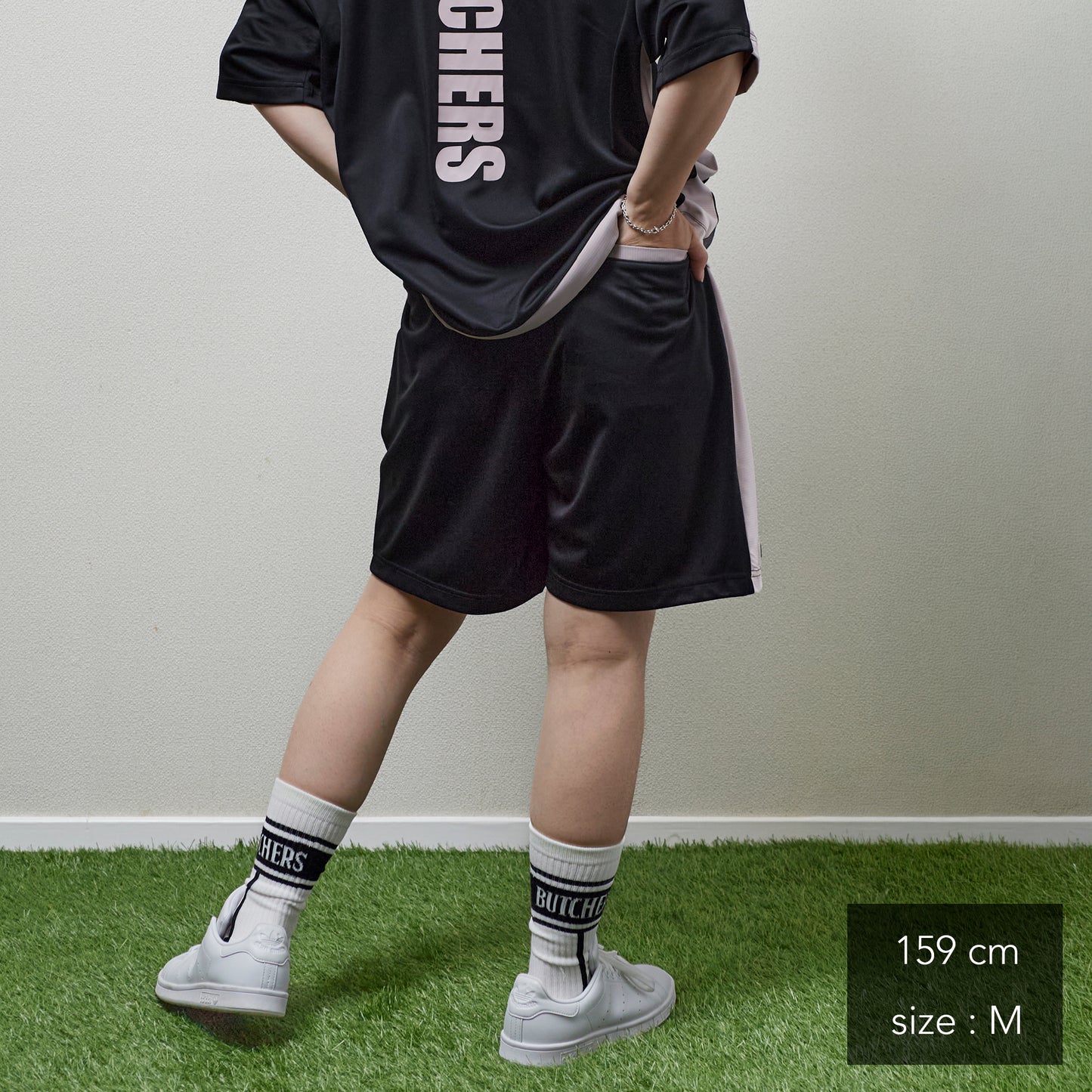 Spread Side Line Shorts