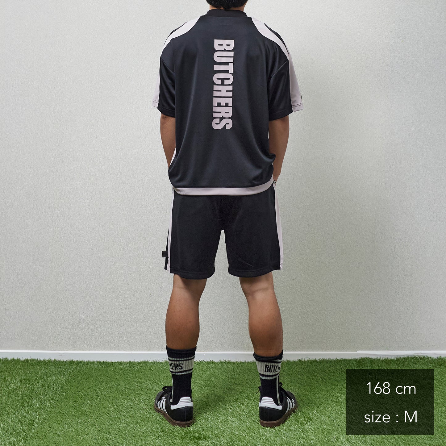 Spread Side Line Shorts