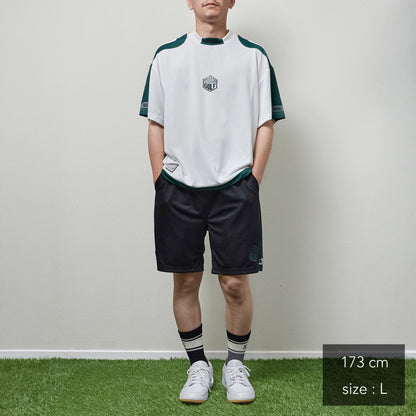 Spread Side Line Shorts