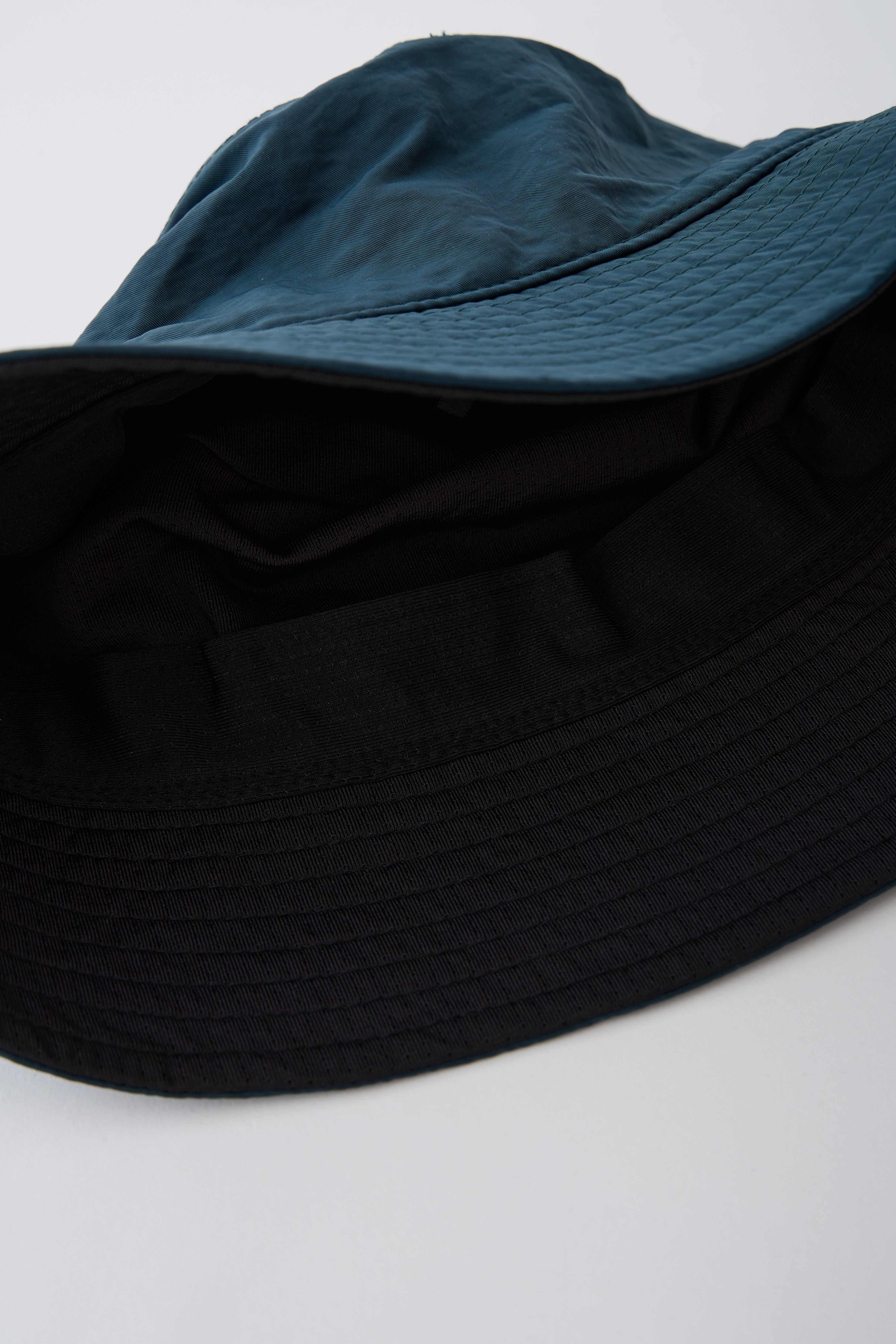 Water repellent HAT – THURSDAY GOLFIN BUTCHERS