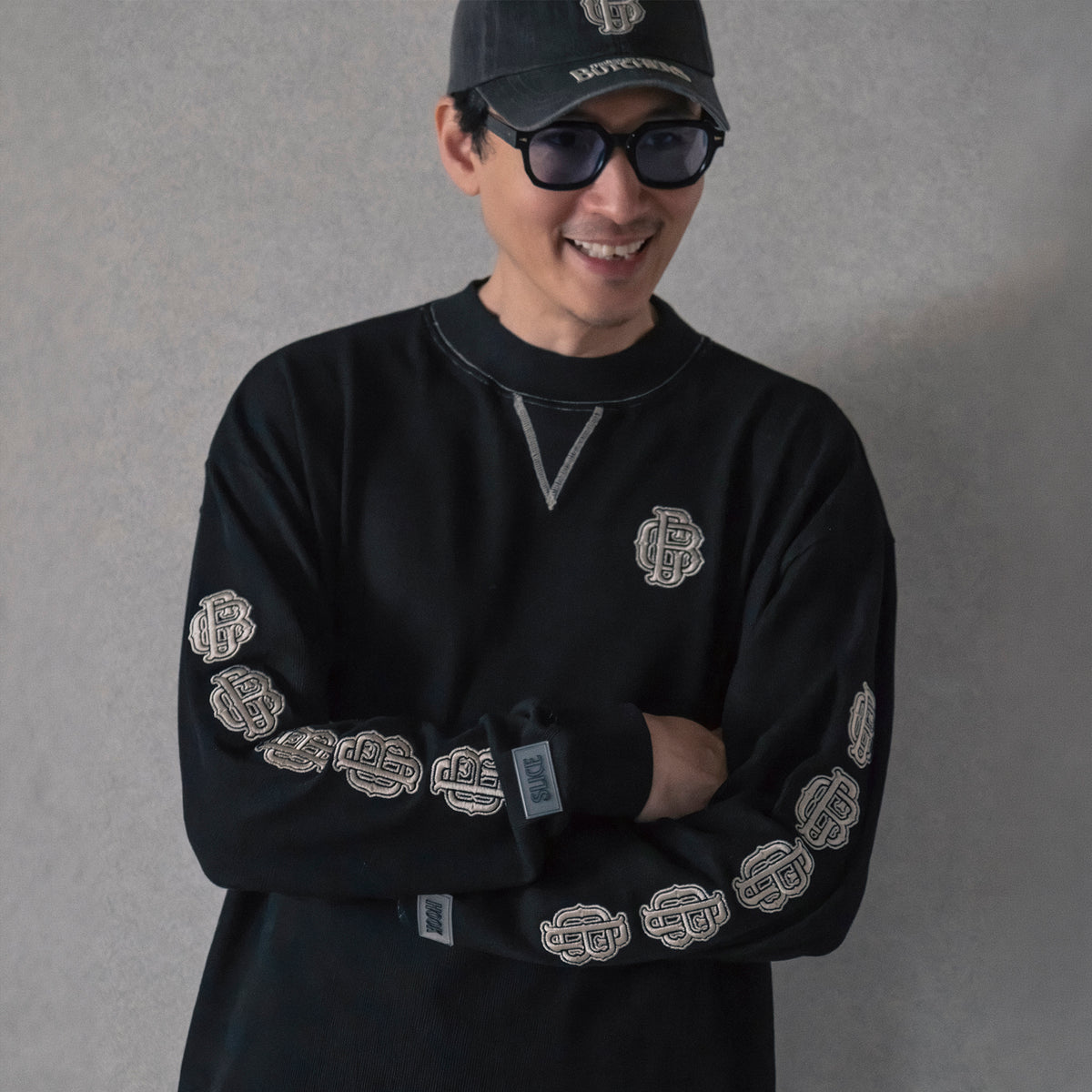 All Embroidery Waffle Mock