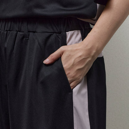 Spread Side Line Shorts
