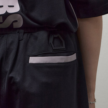 Spread Side Line Shorts