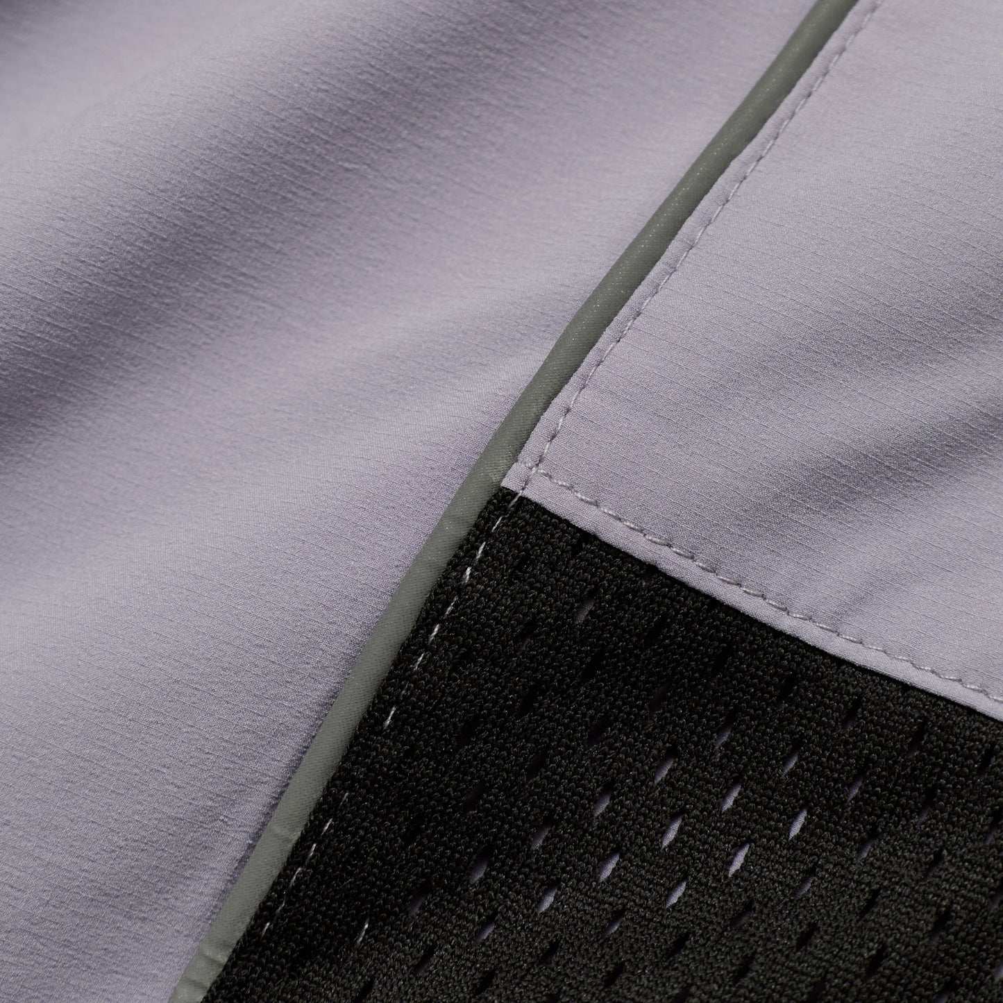 Mesh Pockets Reflector SRT