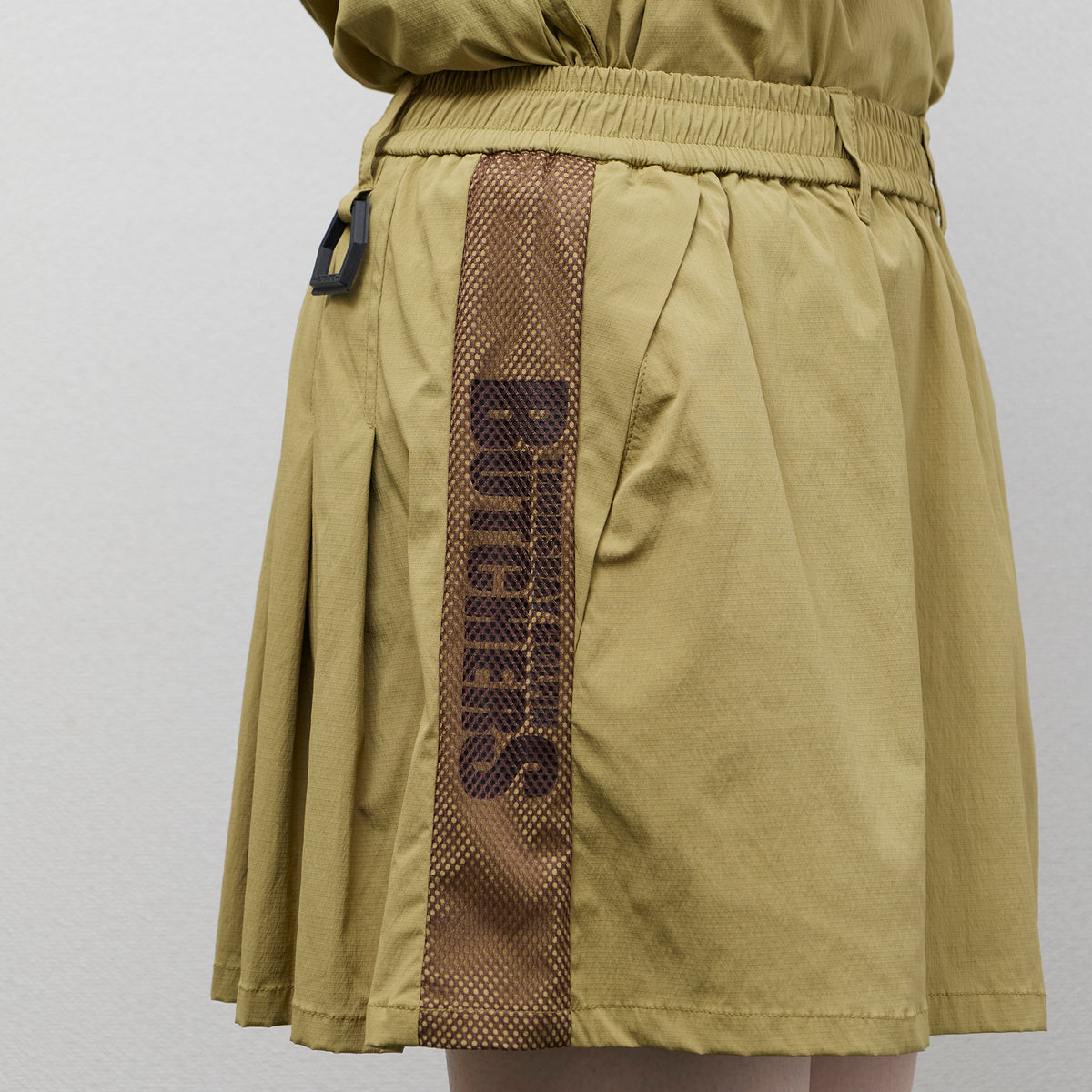 Stretch Back Pleats S/Mesh SK