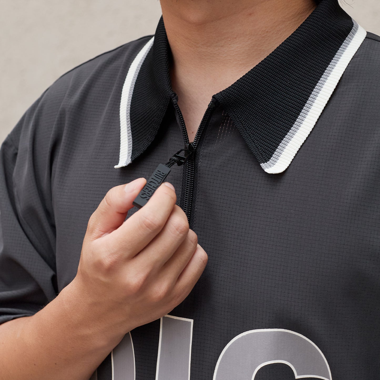 Hole In Fabric Solid POLO