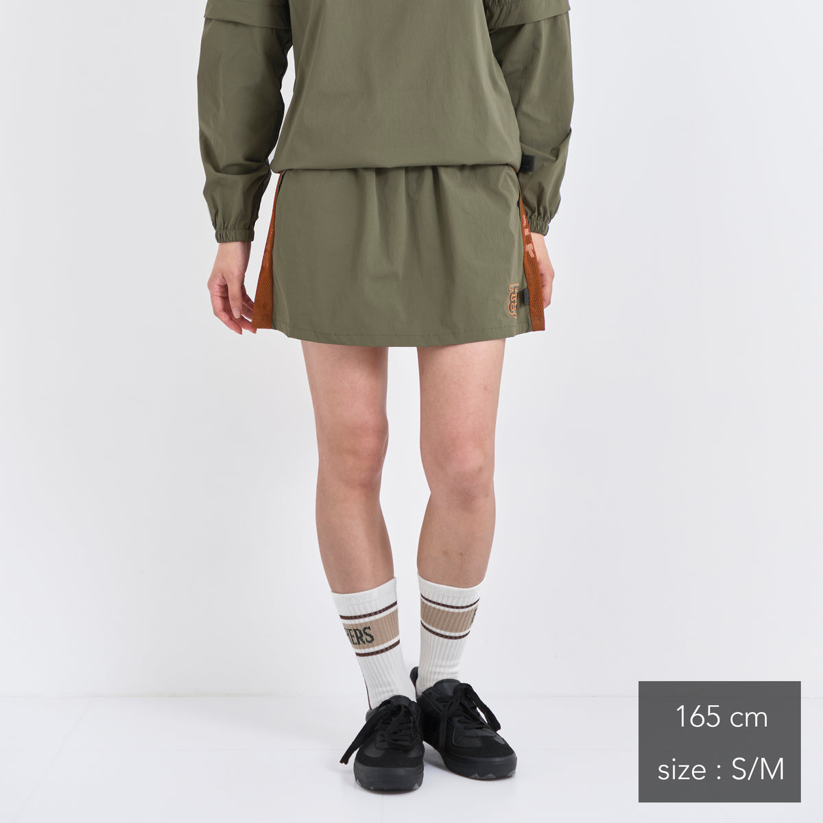 Stretch Back Pleats S/Mesh SK